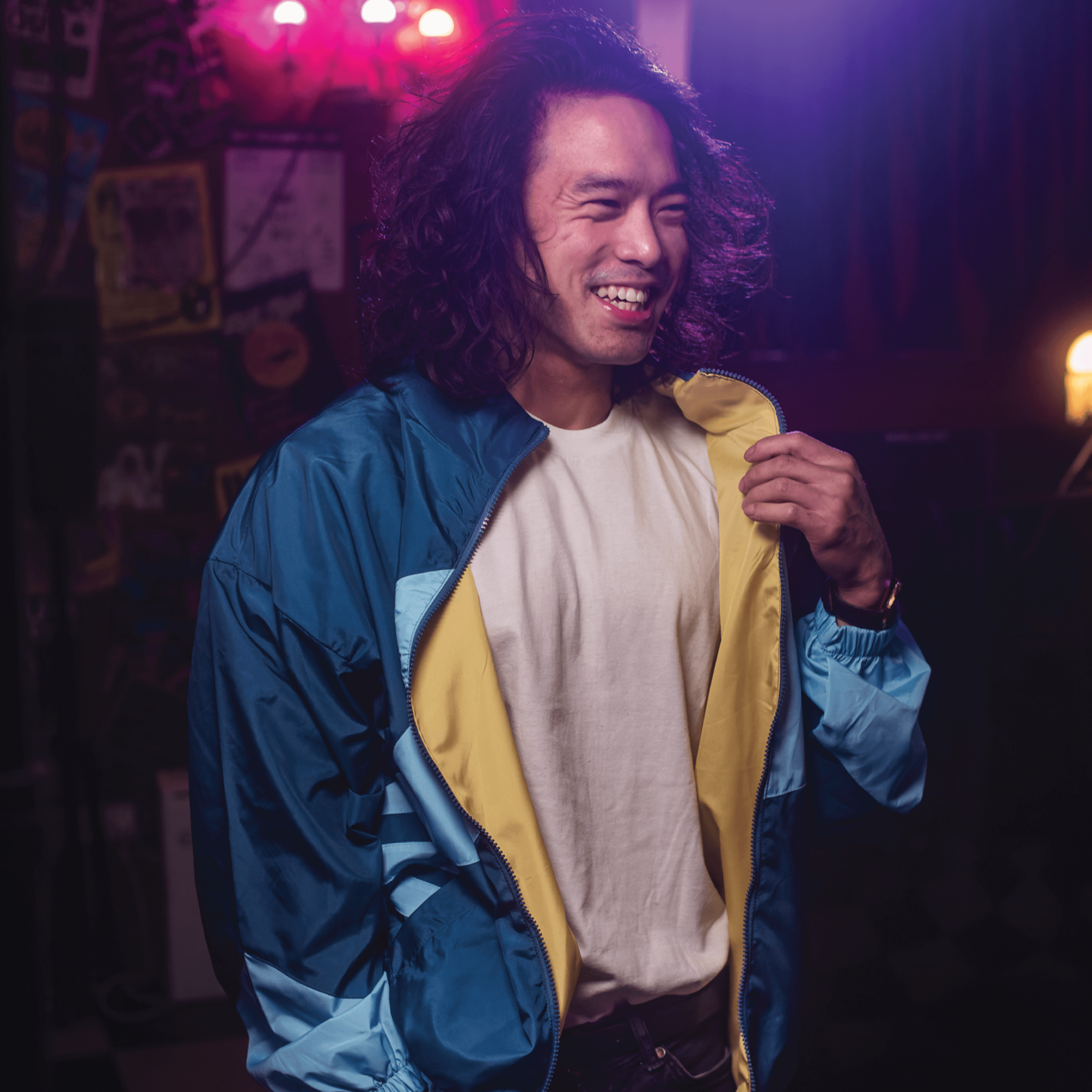 the-spike-windbreaker-pre-